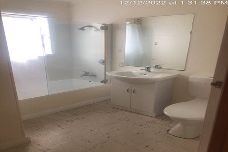 Photo of property in 4 Mcdonald Place, Awapuni, Palmerston North, 4412