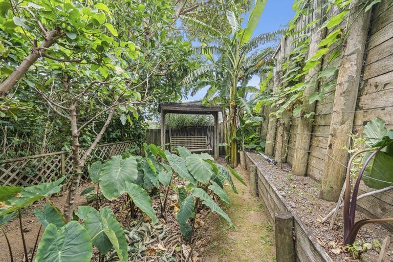 Photo of property in 3 Jensen Place, Frankleigh Park, New Plymouth, 4310