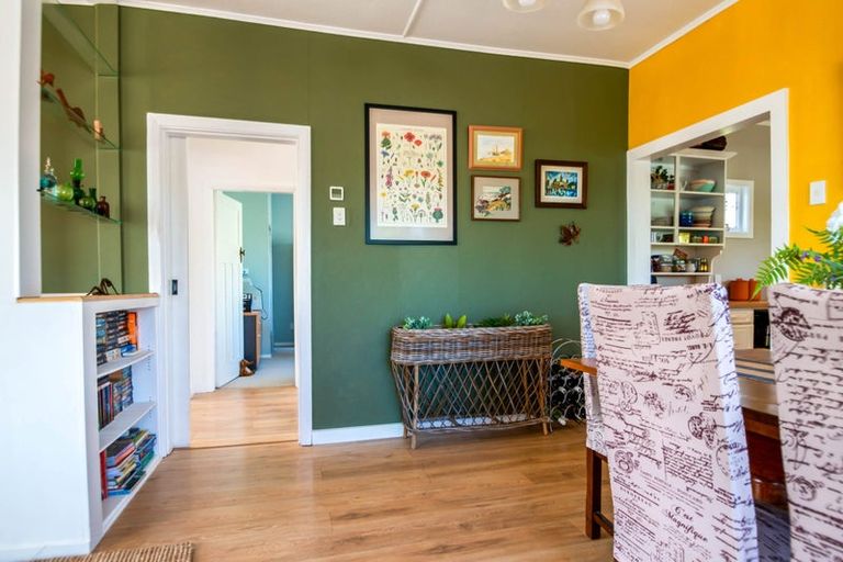 Photo of property in 10a Hill Street, Lawrence, 9532