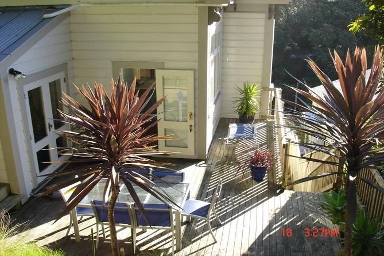 Photo of property in 183 Glenmore Street, Kelburn, Wellington, 6012