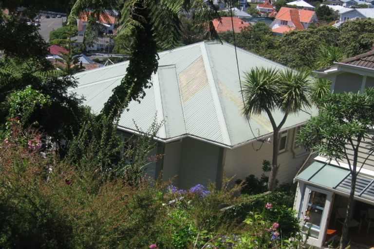 Photo of property in 23 Mariri Road, Kelburn, Wellington, 6012