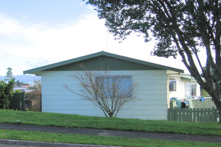 Photo of property in 15 Tarawera Street, Ohauiti, Tauranga, 3112