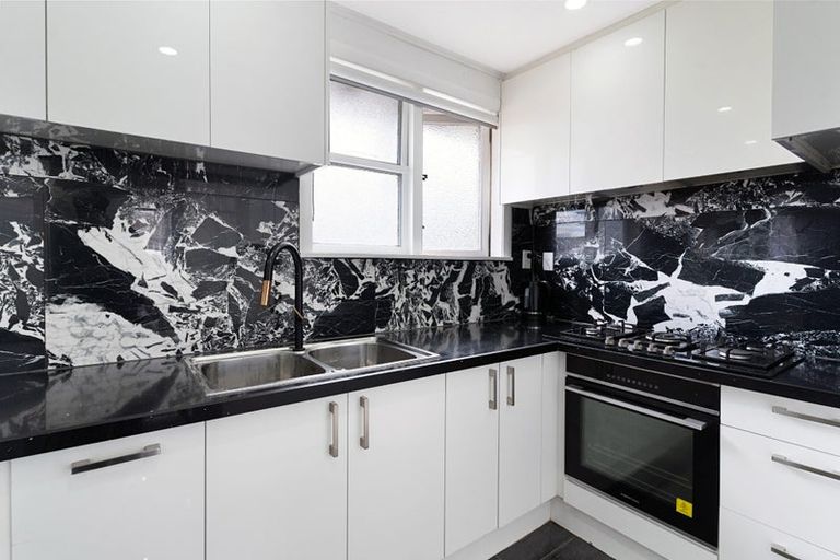 Photo of property in 6 Harris Street, Huntly, 3700