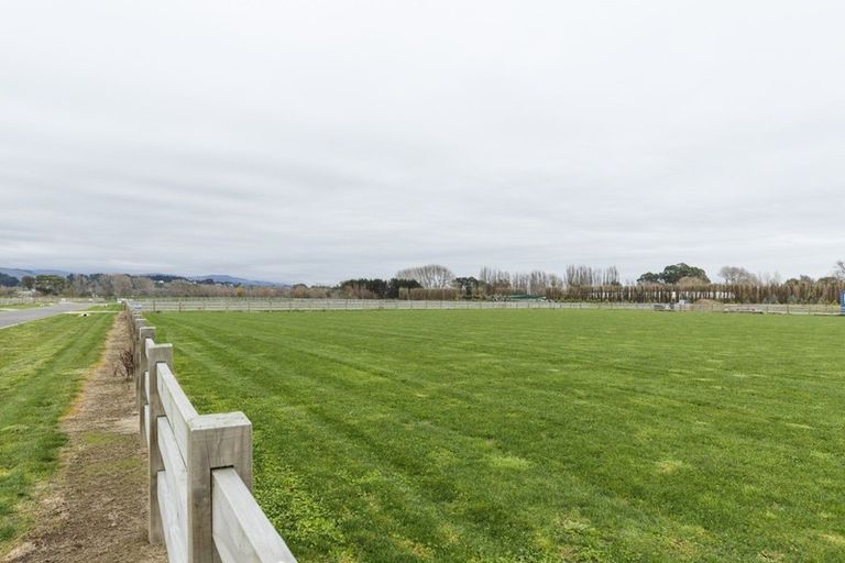 Photo of property in 2 Pheasant Lane, Aokautere, 4471