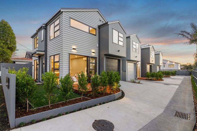 Photo of property in 3 Trafalgar Road, Milford, Auckland, 0620