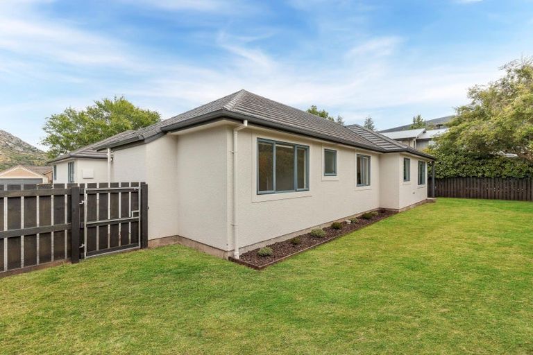 Photo of property in 37b Elm Tree Avenue, Frankton, Queenstown, 9300