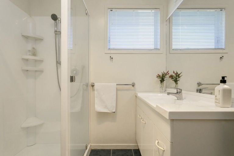 Photo of property in 1 Te Hatepe Avenue, Taupo, 3330