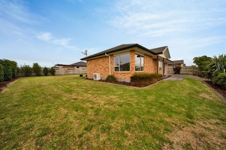 Photo of property in 17 Jules Crescent, Bell Block, New Plymouth, 4312