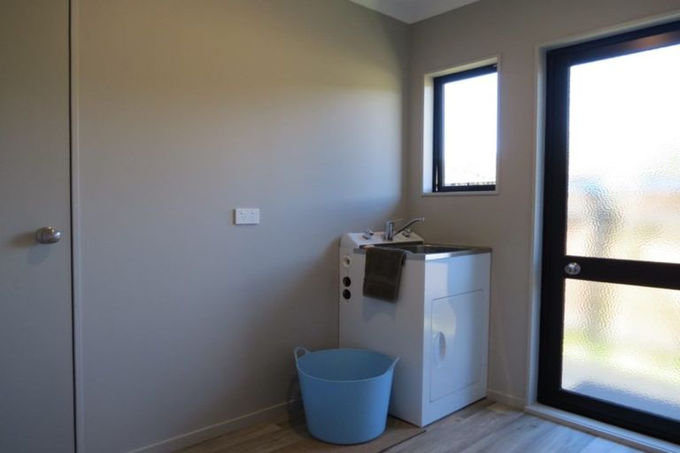 Photo of property in 19 Victoria Street, Coromandel, 3506