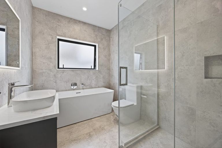 Photo of property in 26 Bendridge Street, Flat Bush, Auckland, 2019