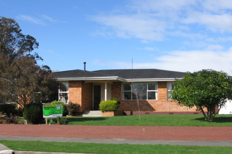 Photo of property in 10 Mudgway Place, Awapuni, Palmerston North, 4412