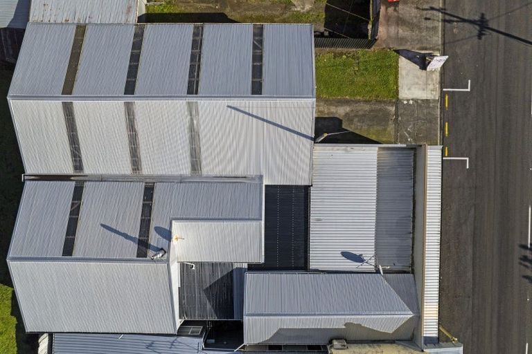 Photo of property in 129 Bridge Street, Eltham, 4322