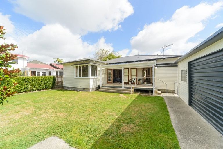 Photo of property in 95 Marne Street, Hokowhitu, Palmerston North, 4410