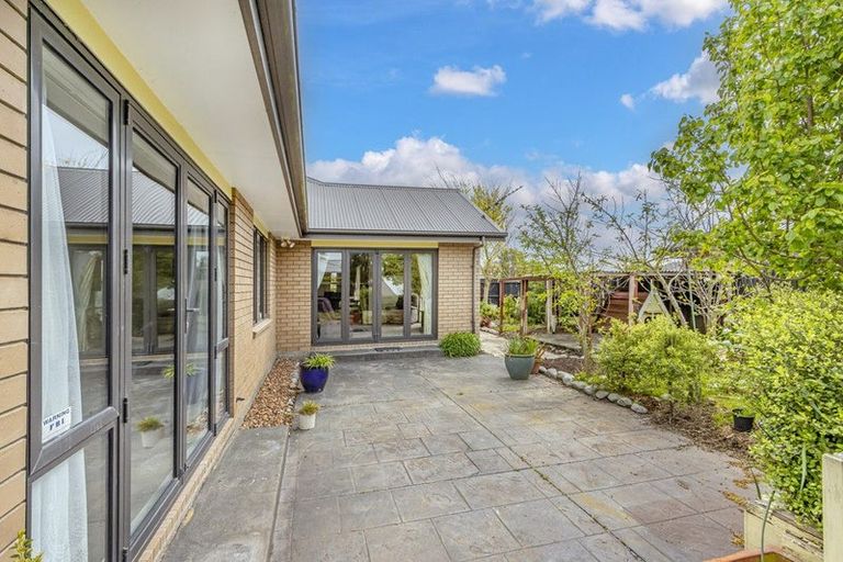 Photo of property in 10 Greenan Place, Doyleston, 7683