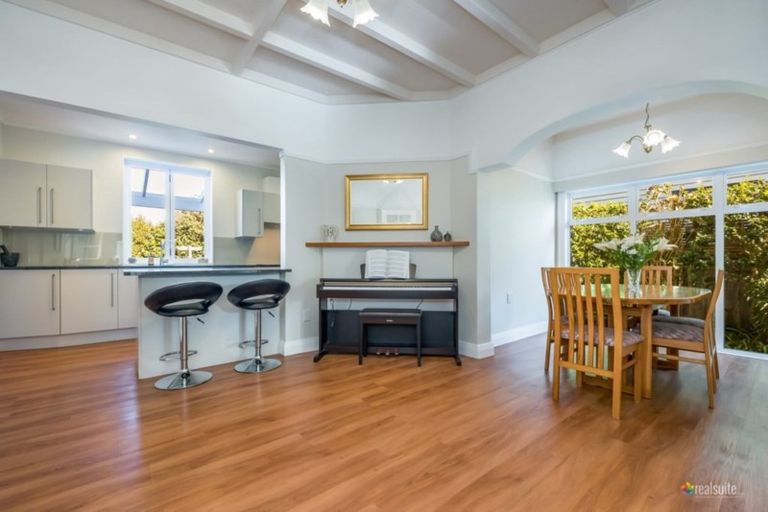 Photo of property in 150 Knights Road, Hutt Central, Lower Hutt, 5010