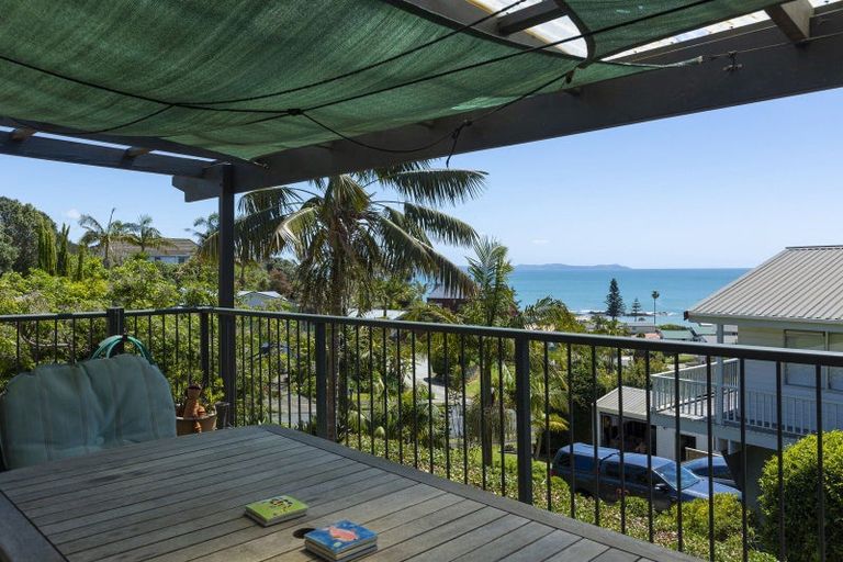 Photo of property in 54 Stratford Drive, Cable Bay, 0420