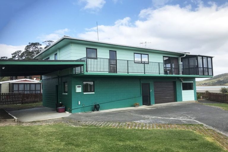 Photo of property in 1880 Ngunguru Road, Ngunguru, Whangarei, 0173