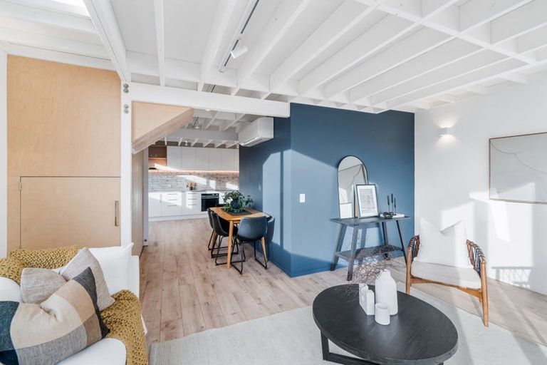 Photo of property in 2/938 Colombo Street, St Albans, Christchurch, 8014