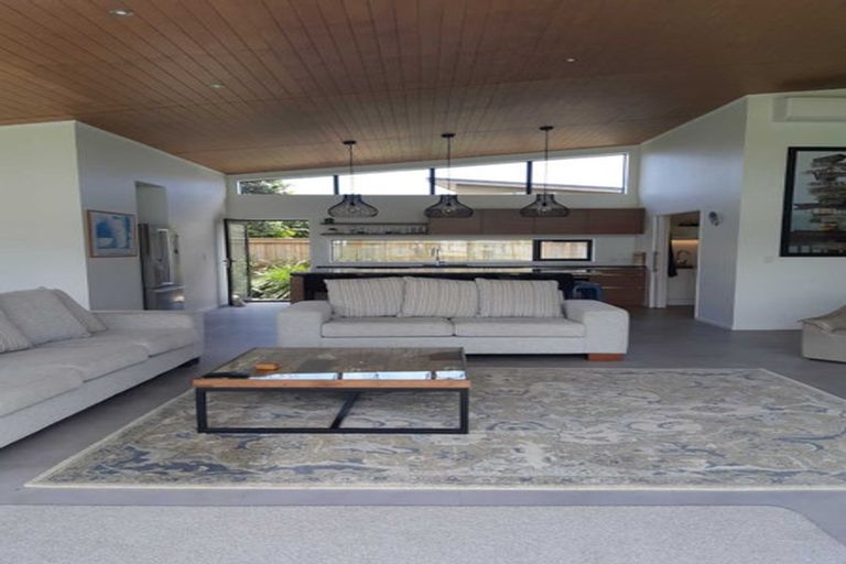 Photo of property in 20 Captain Wood Avenue, Whitianga, 3510