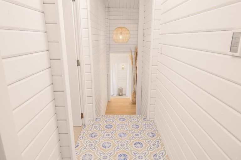 Photo of property in 3 Mortens Lane, Mount Pleasant, Christchurch, 8081