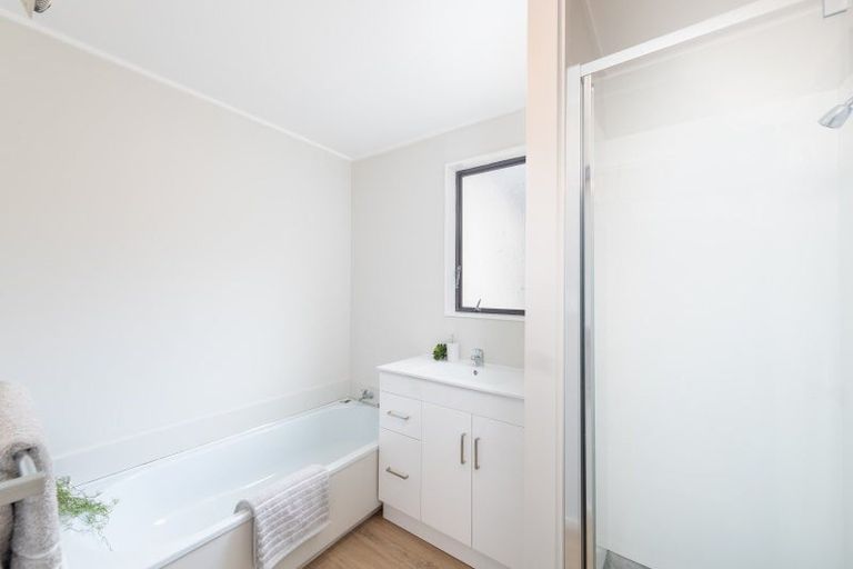 Photo of property in 8/75 Delhi Crescent, Khandallah, Wellington, 6035