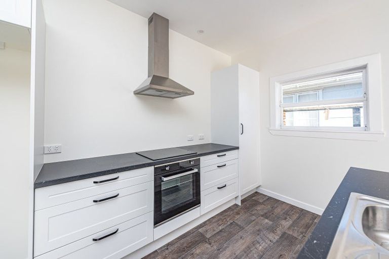 Photo of property in 16 Duigan Street, Gonville, Whanganui, 4501