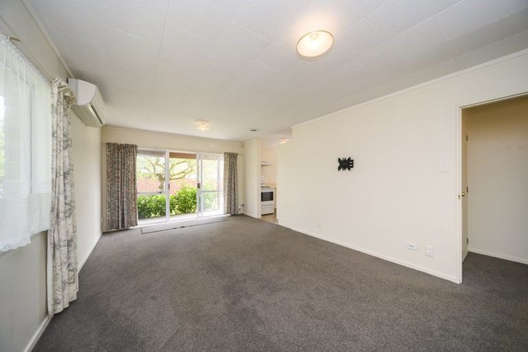 Photo of property in 82 Geraldine Crescent, Cloverlea, Palmerston North, 4412
