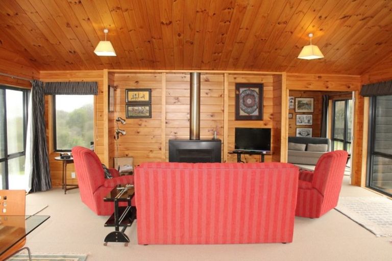 Photo of property in 122 Birds Ferry Road, Virgin Flat, Cape Foulwind, 7892