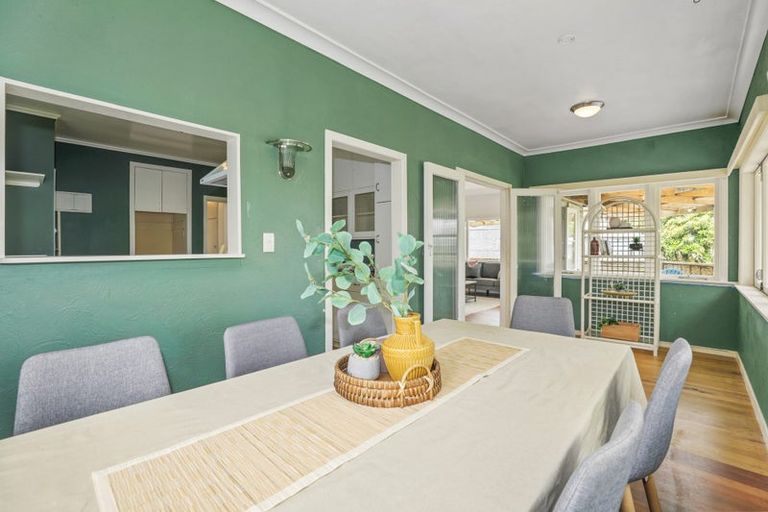 Photo of property in 3 Mountain Road, Western Heights, Rotorua, 3015