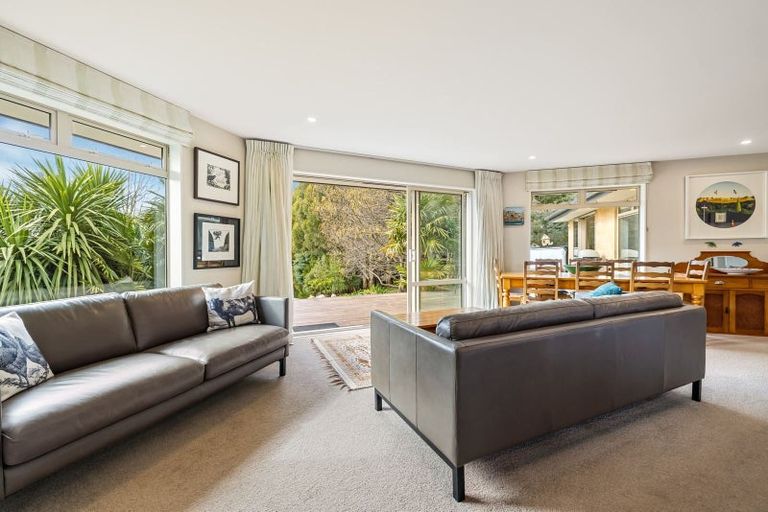 Photo of property in 5518 Christchurch Akaroa Road, French Farm, 7582