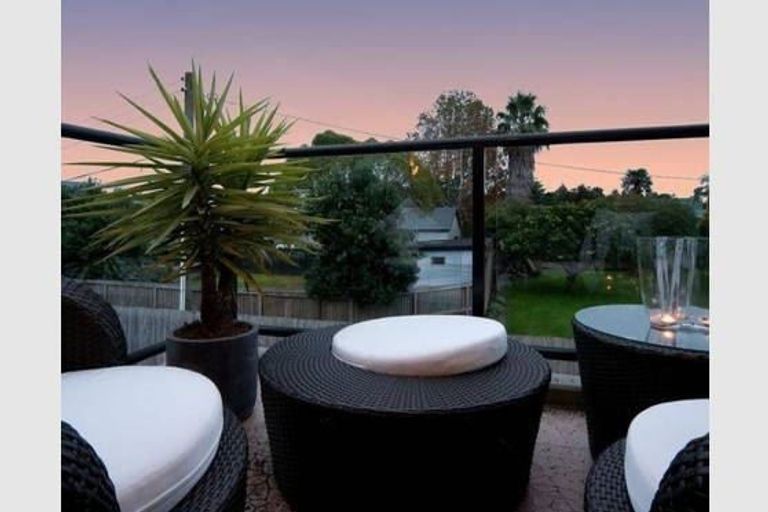Photo of property in 31a Wairau Avenue, Avondale, Auckland, 1026
