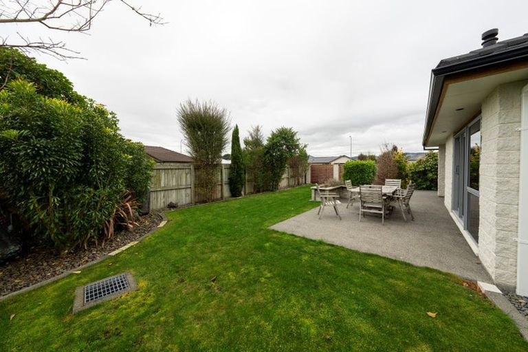 Photo of property in 7 Barry Curtis Place, Levin, 5510