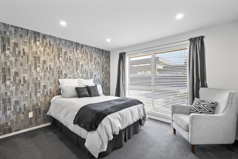 Photo of property in 111 Weston Road, St Albans, Christchurch, 8052