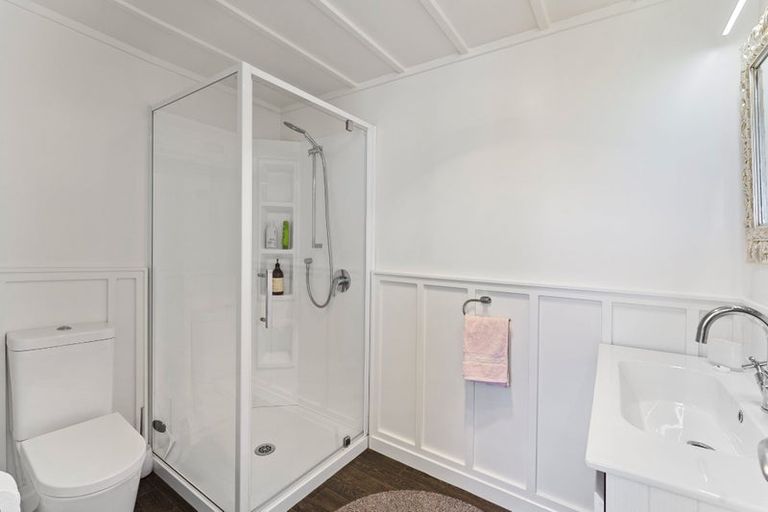 Photo of property in 19 Hicks Crescent, Waikanae Beach, Waikanae, 5036