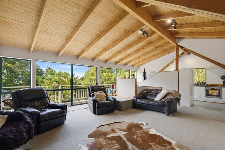 Photo of property in 102 Taylor Road, Waimauku, 0882
