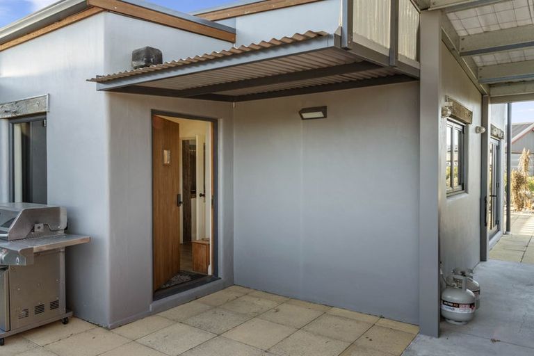 Photo of property in 911 Aubrey Road, Albert Town, Wanaka, 9305