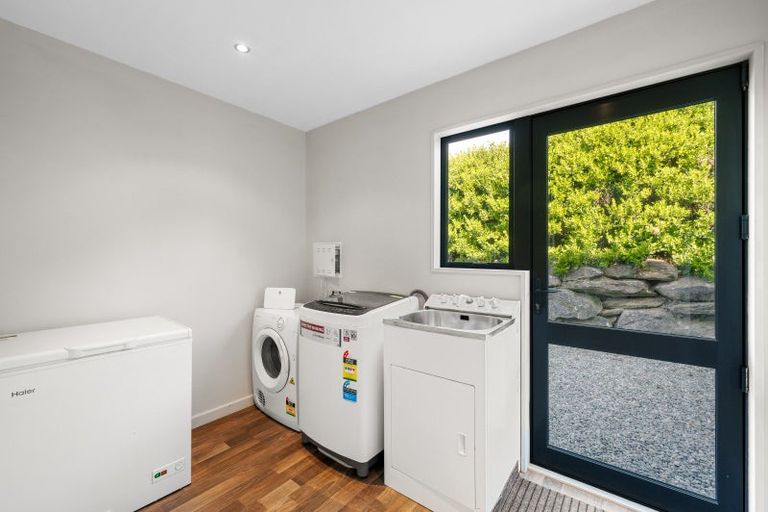 Photo of property in 106b Kings Drive, Wanaka, 9305