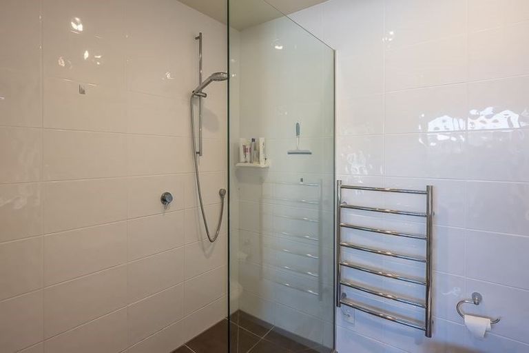 Photo of property in 10/4u Seaview Road, Paraparaumu Beach, Paraparaumu, 5032