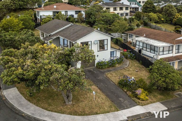 Photo of property in 1 Dominica Crescent, Grenada Village, Wellington, 6037