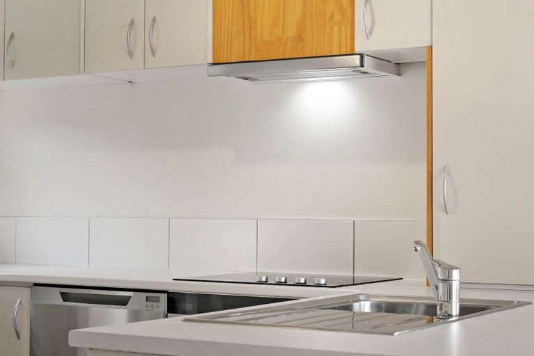 Photo of property in 899a East Coast Road, Northcross, Auckland, 0632