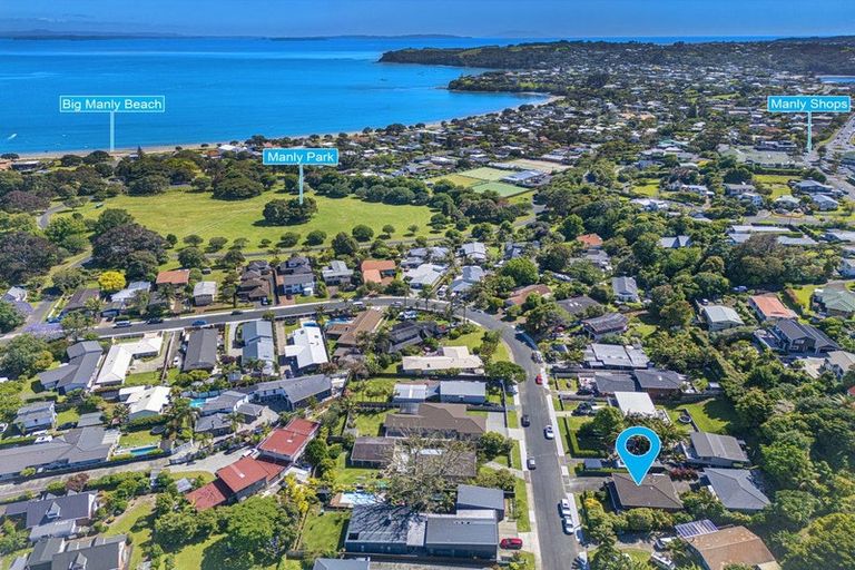 Photo of property in 54 The Circle, Manly, Whangaparaoa, 0930