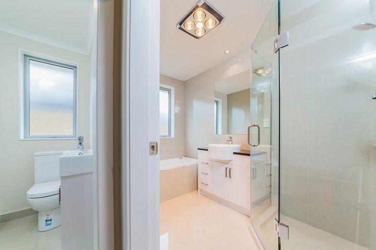 Photo of property in 16 Wellfield Drive, Papakura, 2110