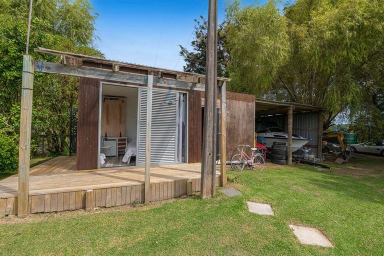 Photo of property in 2744 Kaipara Coast Highway, Glorit, Warkworth, 0984