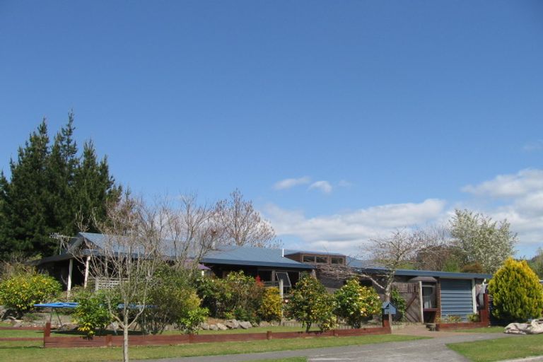Photo of property in 20 Diamond Street, Pukehangi, Rotorua, 3015