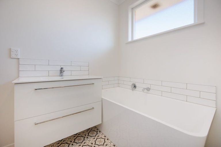 Photo of property in 86 Lethbridge Street, Feilding, 4702