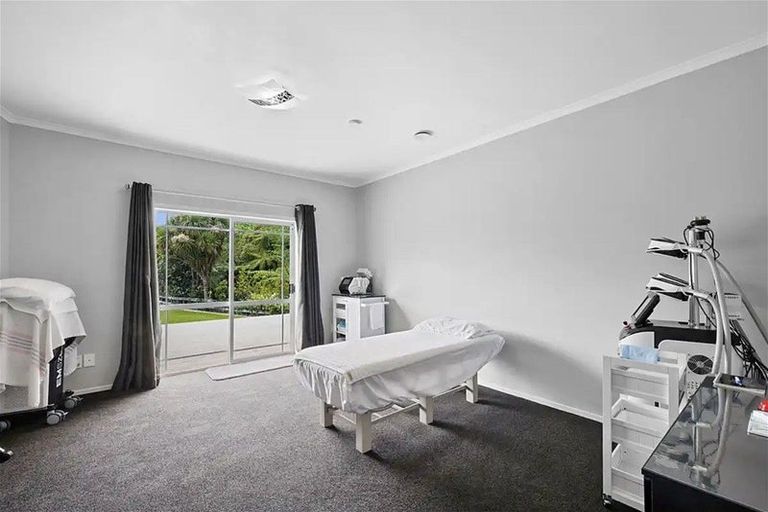 Photo of property in 12 Ngaio Street, Strandon, New Plymouth, 4312