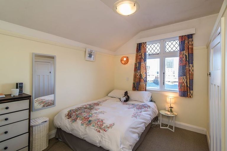 Photo of property in 127 Grant Road, Thorndon, Wellington, 6011