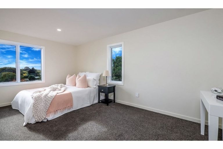 Photo of property in 363 Centaurus Road, Hillsborough, Christchurch, 8022