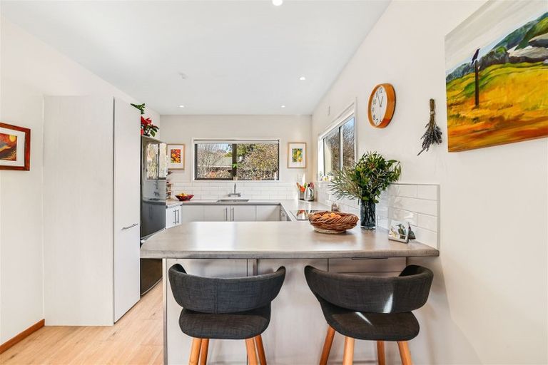 Photo of property in 3/63 Beachville Road, Redcliffs, Christchurch, 8081