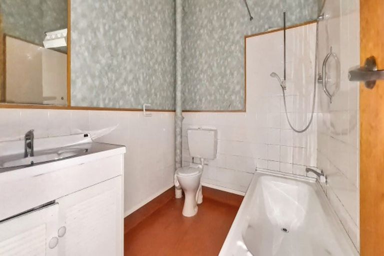 Photo of property in 13a Harris Street, Marton, 4710